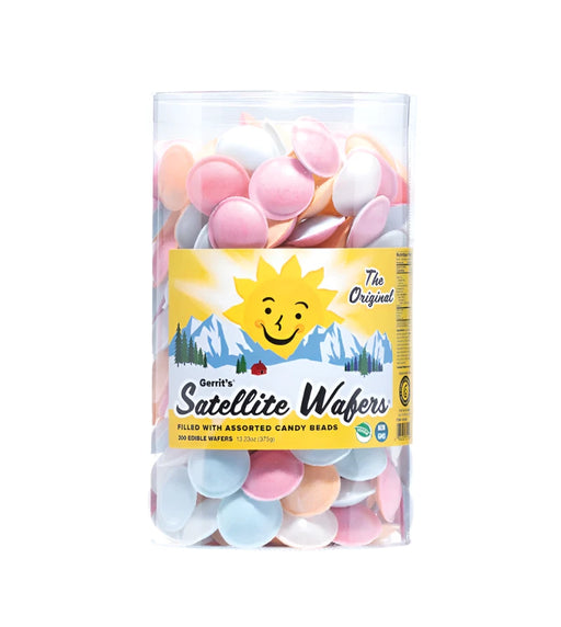 Gerrit's® Satellite Wafers® have been a beloved treat in America since the 1950s, especially in the Northeast. These nostalgic Belgian wafers bring joy to both children and adults alike—kids love them as a fun novelty, while grown-ups appreciate the low-calorie indulgence - 300ct Jar